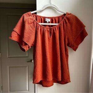 Madewell Texture & Thread Terra Cotta Burnt Orange Tiered Sleeve Top Keyhole